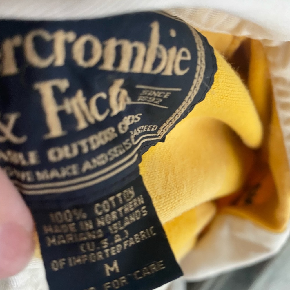 VINTAGE A&F Shirt - Picture 9 of 9